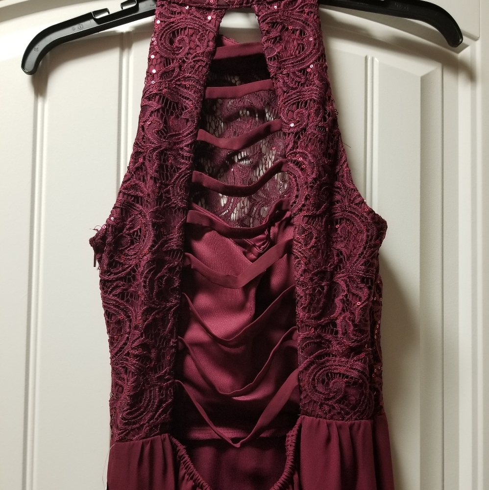 Burgundy Full Legnth Formal Gown